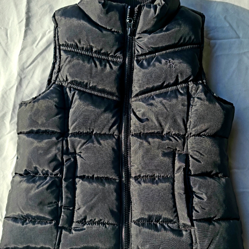 Black boys Vest size small